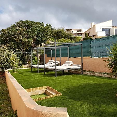 Villa Mit Grossartigem Panoramablick Auf Das Meer Und Direkt Am Pool La Croix-Valmer Esterno foto